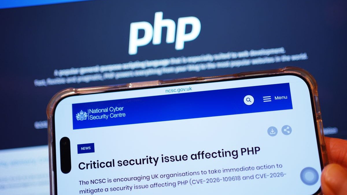Cum a depins soarta a 70% din site-urile lumii de un singur programator. Detaliile din spatele alertei globale „php2shell”