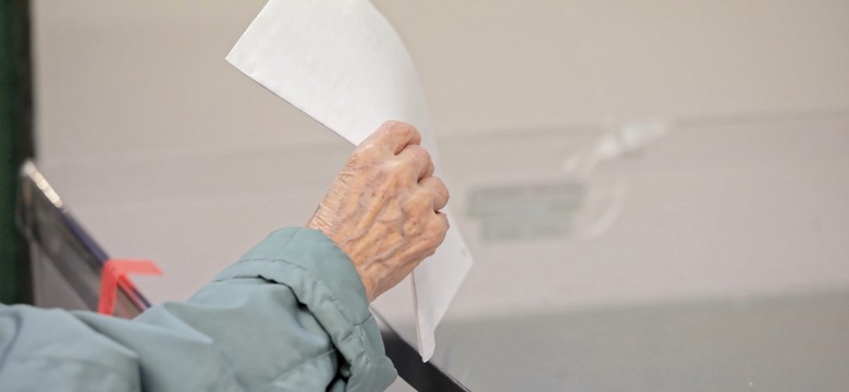 Ipsos: PiS wygrało wybory na wsi, Koalicja Obywatelska - w większych ośrodkach