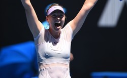 To nie był konkurs miss mokrego podkoszulka. Upał na Australian Open dał się mocno we znaki Marii Szarapowej [FOTO]