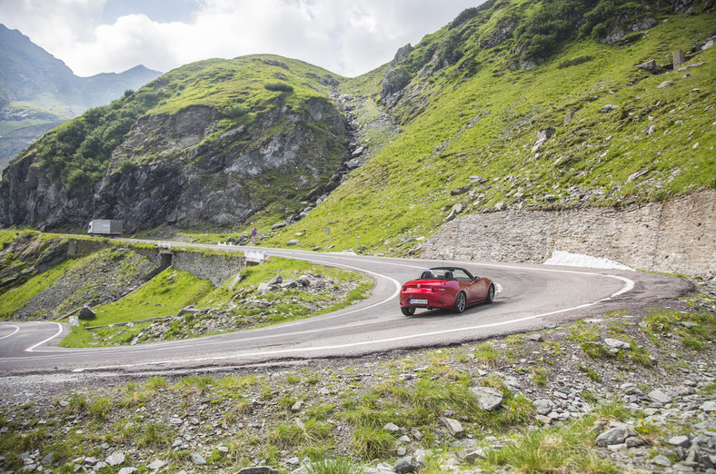 Mazda MX-5 na Trasie Transfogaraskiej