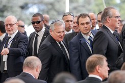 Duda, Kwaśniewski, Tusk, Obama, Hollande, Orban. Politycy z całego świata pożegnali Szimona Peresa