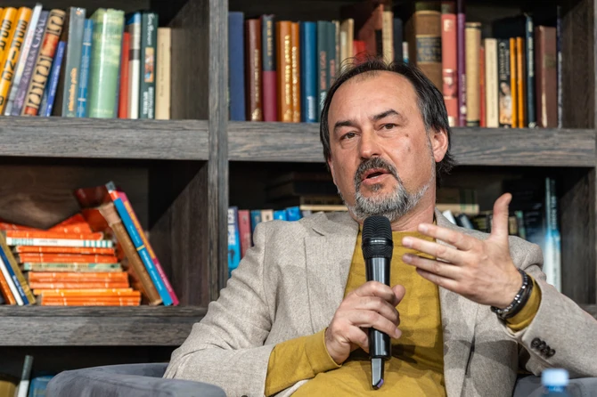 Dalibor Petrović, sociolog