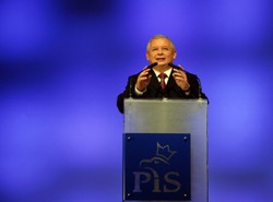 Wróżbita: Prezesowi PiS nic nie grozi