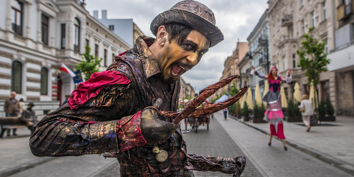 Festiwal magii Hokus Pokus na Piotrkowskiej w Łodzi.