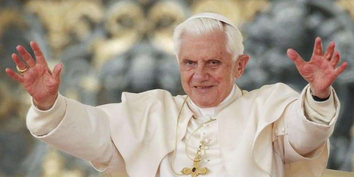 To Benedykt XVI zablokował szybkie wyświęcenie Jana Pawła II