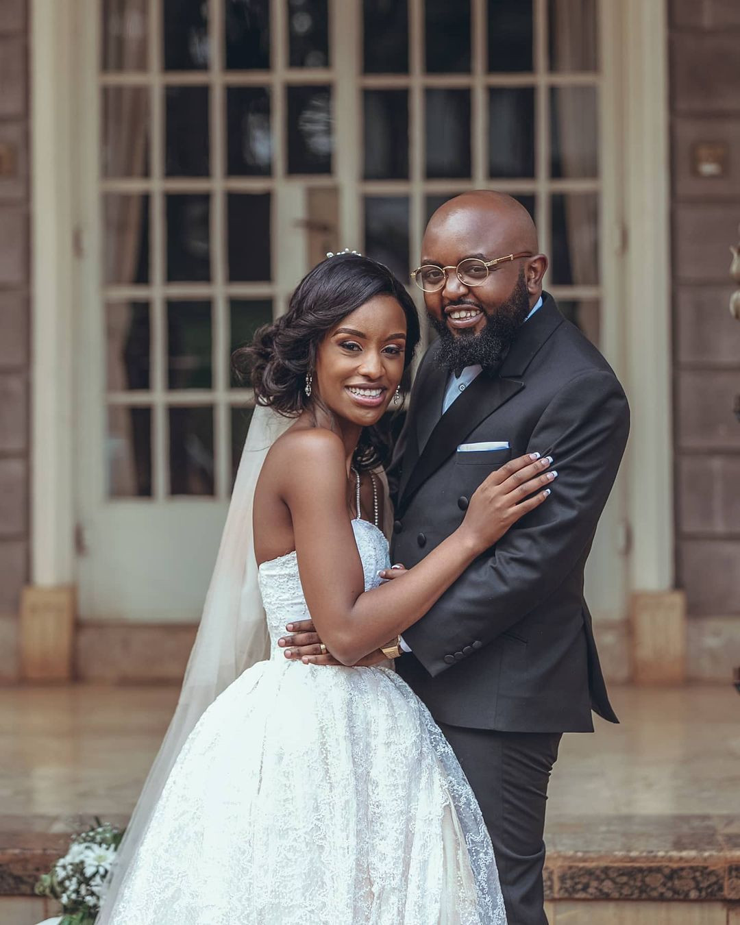 Singer Moji Short Baba weds longtime girlfriend Nyawira Gachugi (Photos) | Pulselive Kenya