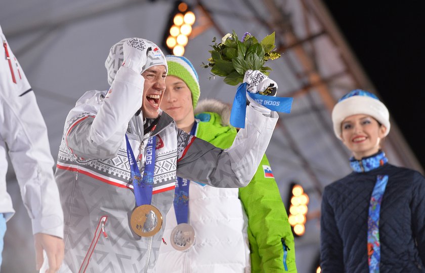 Stoch nie zna polskiego hymnu!!