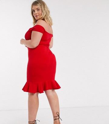 Testhez simuló ruha ASOS 28 €