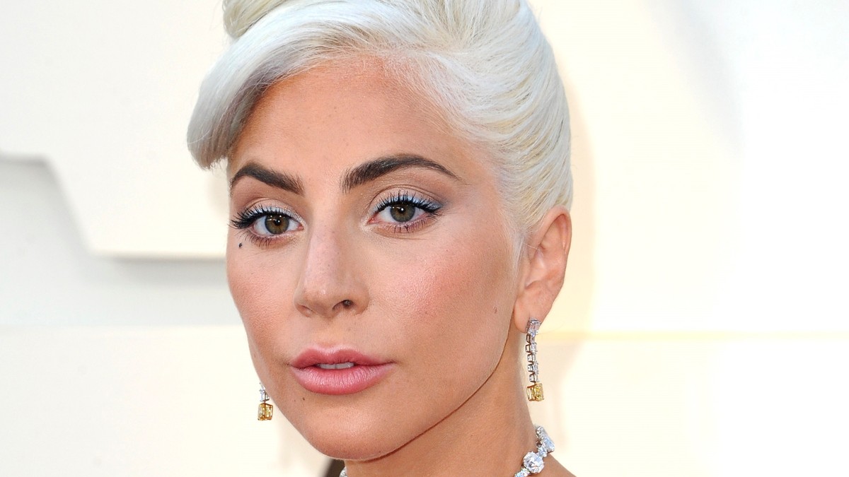 Леди гага в маске. Леди гага. Леди гага сейчас. Леди гага 2005. Леди гага лицо.