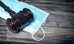 Nakaz zasłaniania ust i nosa przy pomocy maseczki. Jest rozporządzenie