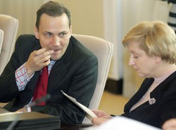 Sikorski chce wysłać Fotygę do Rzymu