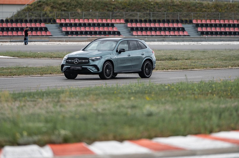 Summer Driving Experience by Mercedes-Benz