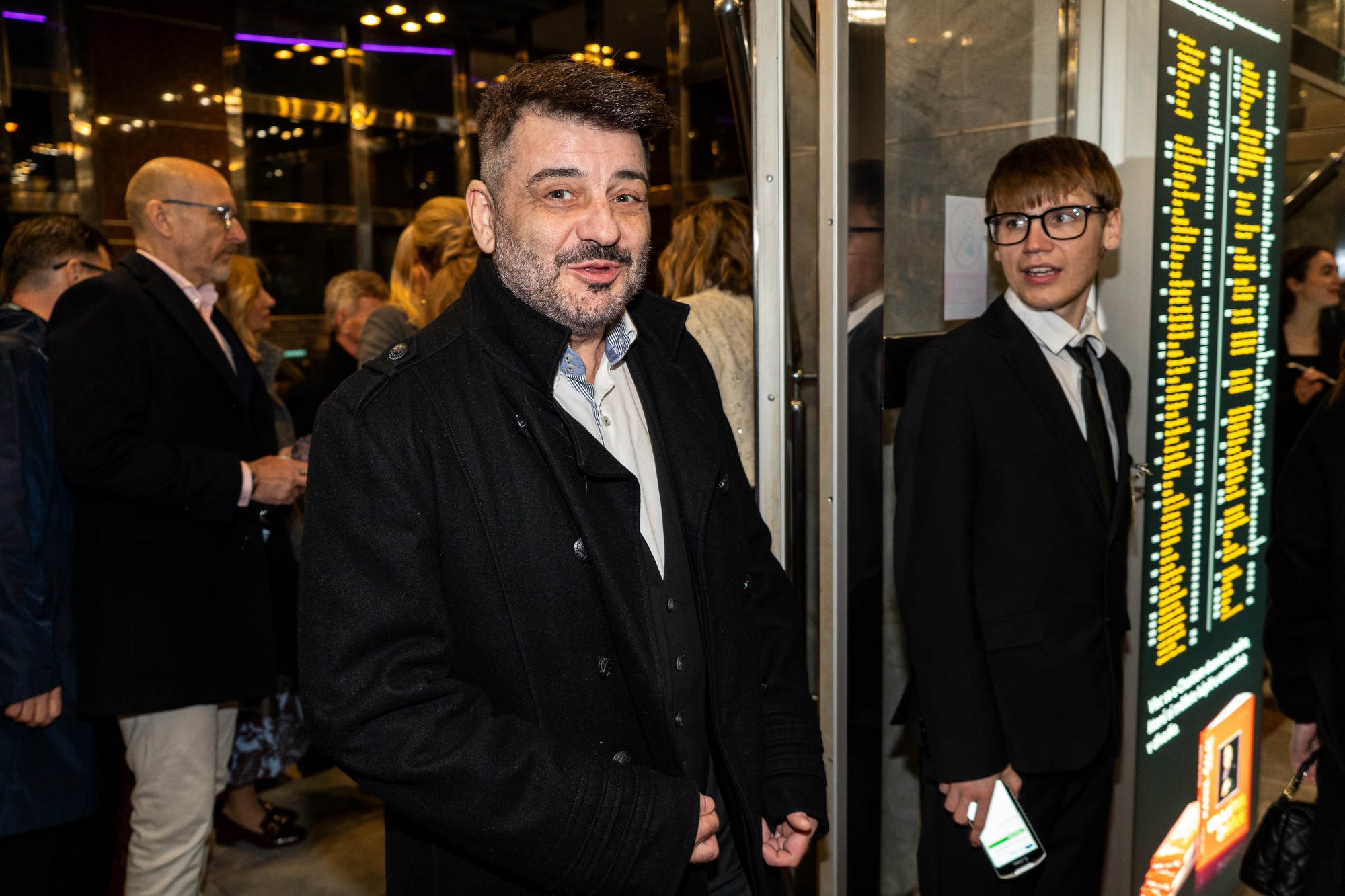 Premiéra muzikálu Müller – Život na dva ťahy: moderátor a manažér Noro Mészároš.