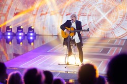 Tadeusz Woźniak na scenie w Opolu wspomniał o propagandzie. Co dokładnie powiedział?