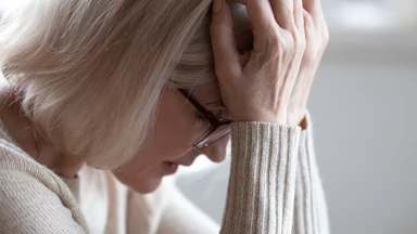 Uleczalna choroba często mylona z alzheimerem. Co warto wiedzieć o NPH?