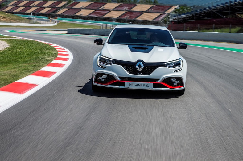 Renault Megane R.S. Trophy-R – cena w Polsce