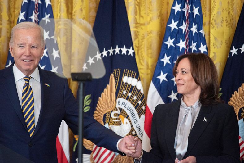 Prezydent Joe Biden i wiceprezydentka Kamala Harris w Białym Domu. 6 lutego 2024 r.