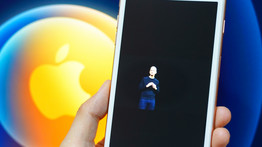 Nincs elég ember az új iPhone-ok gyártására: komoly fizetésekkel csábítják a munkaerőt 