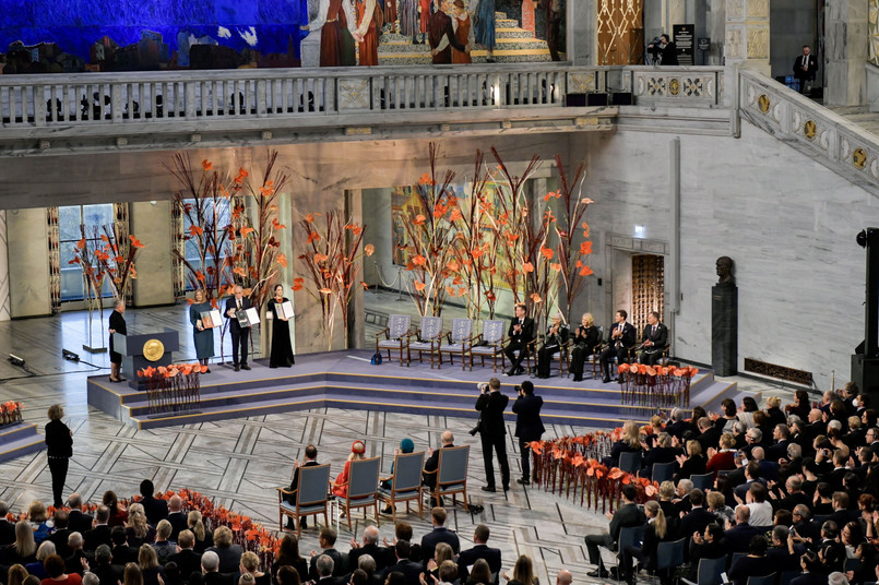Ceremonia wręczenia medali i dyplomów laureatom Pokojowej Nagrody Nobla