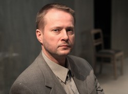 Żmijewski chce być księdzem