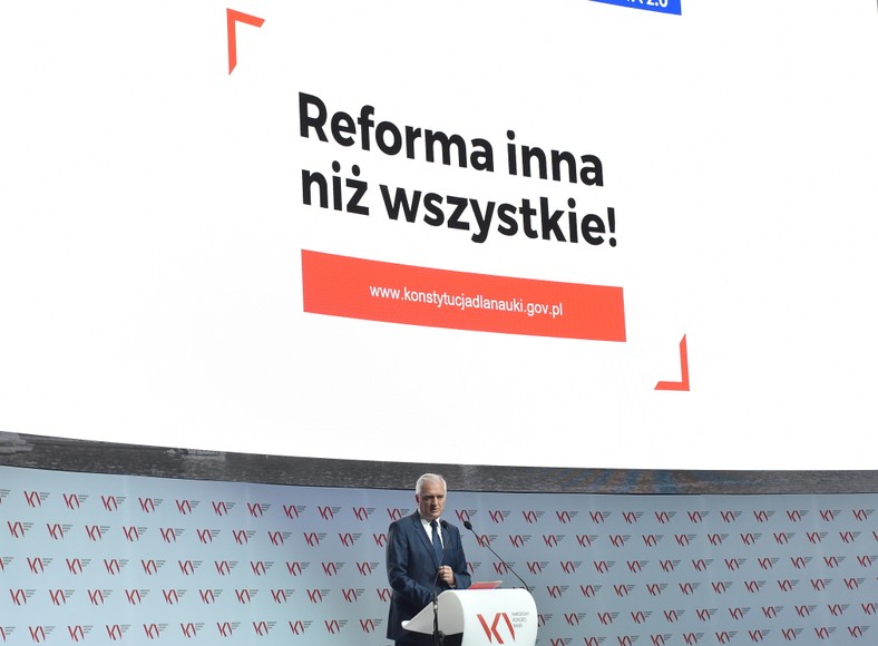 Jarosław Gowin podczas jednego z przemówień promujących Konstytucję dla nauki