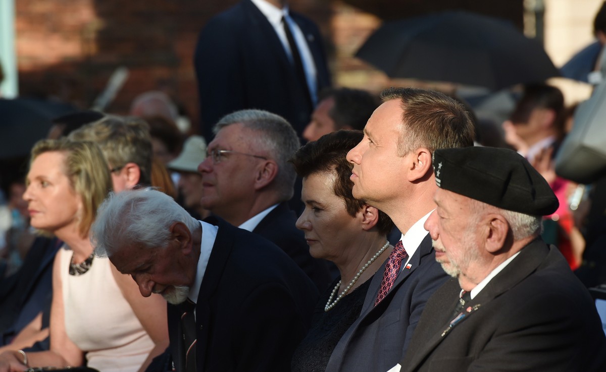 Polowa msza święta na pl. Krasińskich w Warszawie.