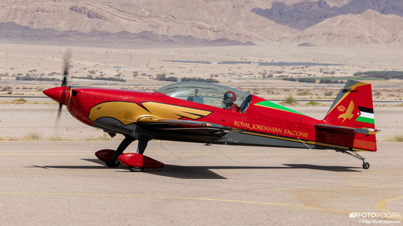 Royal Jordanian Falcons w akcji nad Jordanią