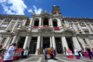 Grób papieża Franciszka dostępny dla wiernych. Od niedzieli mogą oddać mu hołd
