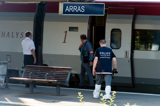Strzały w pociągu. Atak terrorystyczny? Wśród rannych znany francuski aktor