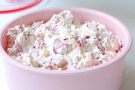 Dva brza i jednostavna recepta za KREMASTE SALATE OD PEČENIH PAPRIKA: Idealne su za slavsku trpezu i nedeljni ručak, a prave se bukvalno za 5 minuta