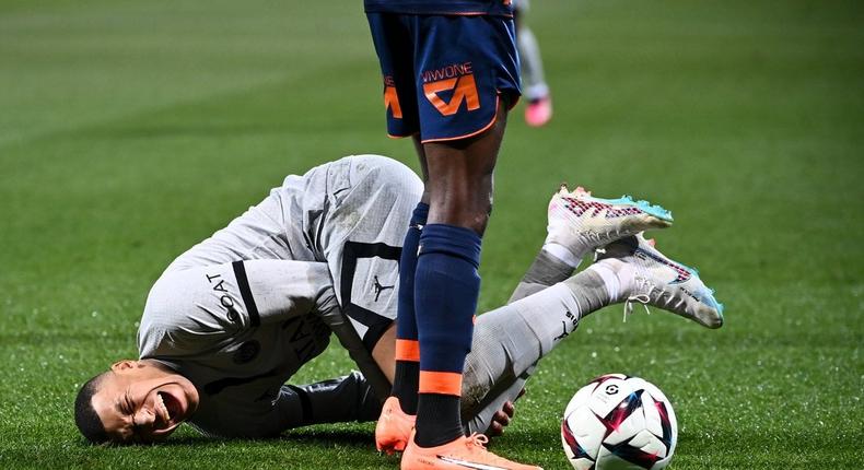 Mbappé est sorti sur blessure lors de PSG-Monpellier, le 1er février 2023, en Ligue 1