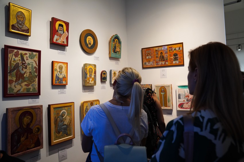 "Svetlost Logosa“ izložba