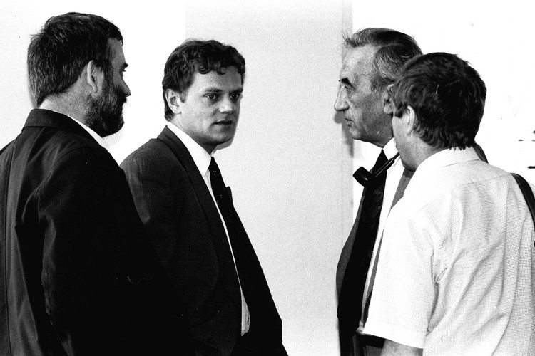 Noc teczek - na zdjęciu Janusz Onyszkiewicz, Tadeusz Mazowiecki, Donald Tusk