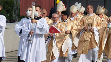 Kolejni polscy biskupi spotkają się z papieżem