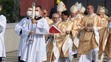 Kolejni polscy biskupi spotkają się z papieżem