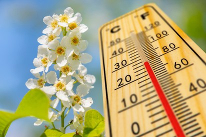 Orvosmeteorológia: kedden folytatódik a nyárias idő, ők viselik majd a legnehezebben