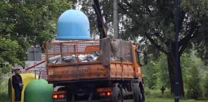 Absurd! Po śmieci przyjadą w nocy!