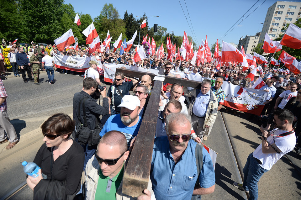 WARSZAWA MARSZ ODWAGI POLSKO NARODOWCY (uczestnicy marszu)