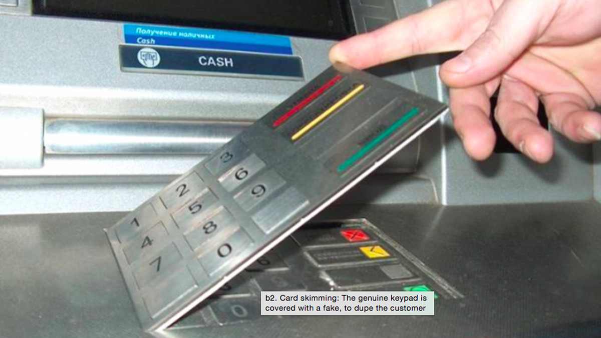 Nakładki umożliwiające skimming kart bankowych przez dwa tygodnie sczytywały dane klientów tylko na jednym bankomacie. A mogło być ich znacznie więcej i to w całym kraju.