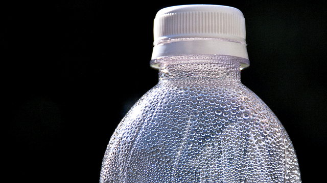 Drágulnak a palackok: újabb részletek derültek ki az új visszaváltási rendszerről