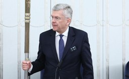 Karczewski: Apeluję do polityków o wyciszenie emocji