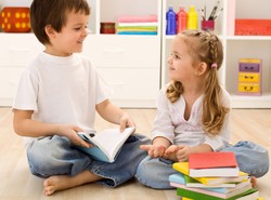 Gminy naciskają poradnie: Nie "odraczać" sześciolatków