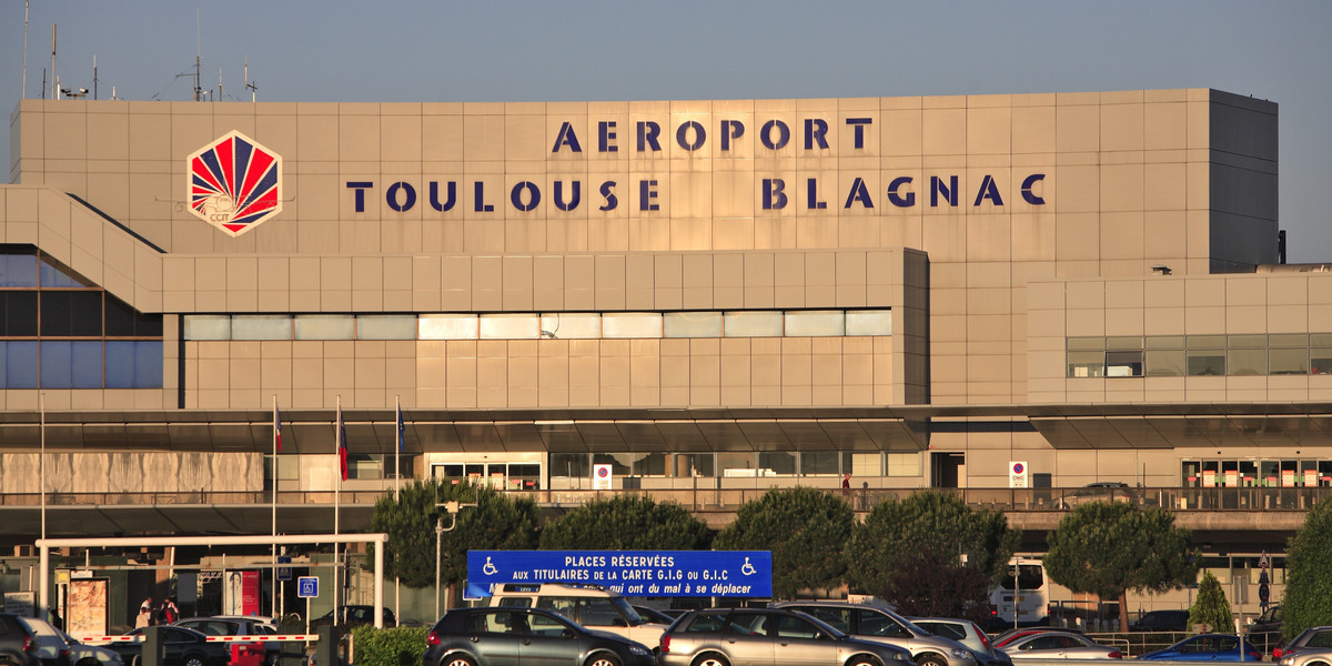 Ewakuacja lotniska w Tuluzie 
