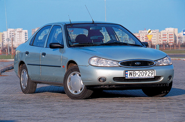 Ford Mondeo 2.0/1999 r. - Cena 2400 zł