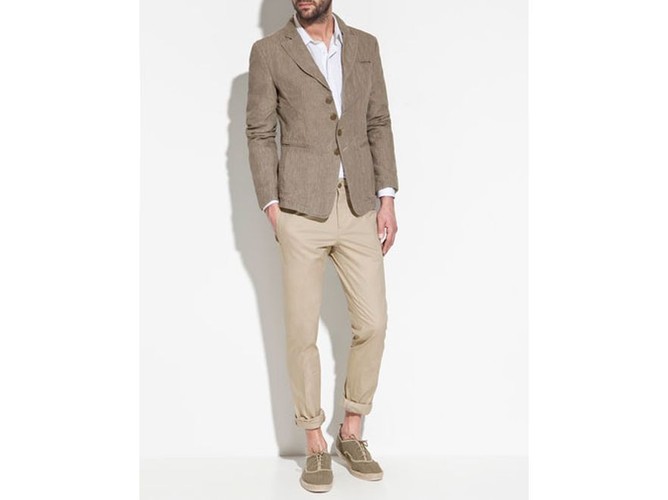 Najważniejsze trendy w modzie męskiej na wiosnę 2012