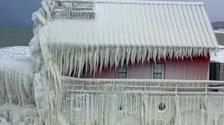 Brutális hideg uralkodik Michiganben, Amerikában összese 92 ember halt meg a rendkívüli időjárás miatt / Fotó: BBC