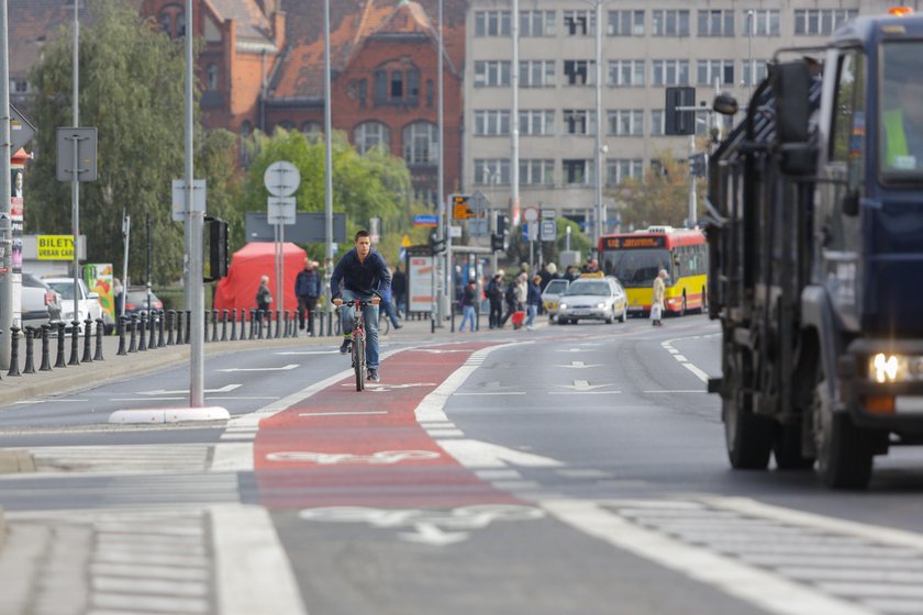 Nowa ścieżka rowerowa na Legnickiej we Wrocławiu