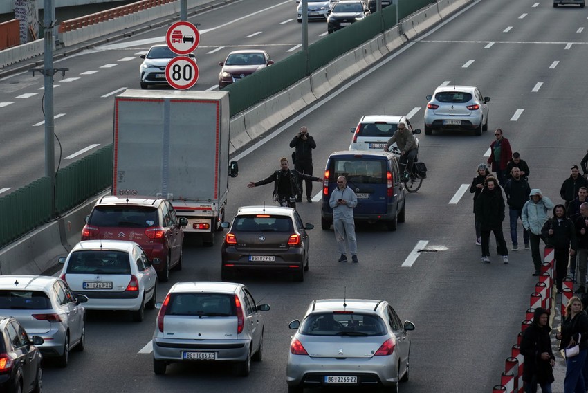 Početak blokade saobraćaja na "Gazeli"