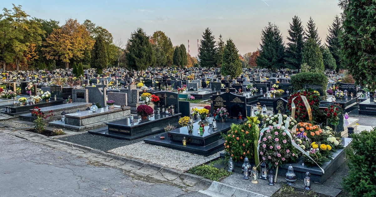 1 Listopada Czy Zamkniete Cmentarze Jakie Obostrzenia We Wszystkich Swietych Premier Podjal Decyzje