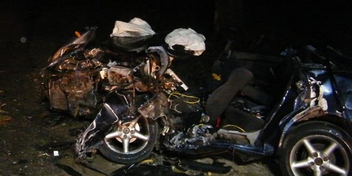 Wypadek w Chlebowie - nie żyje kierowca